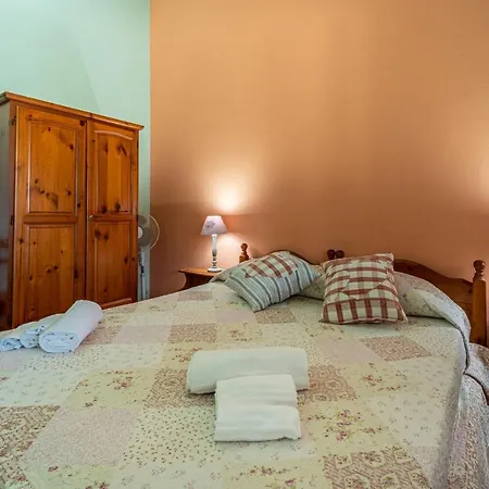 펜션 Casa Su Cuili 고네사